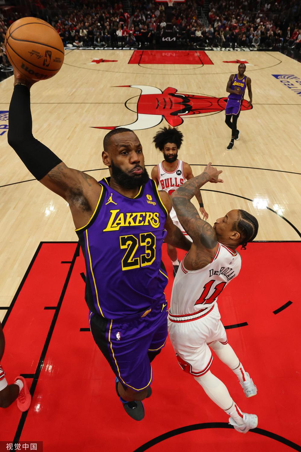 更是对未来 更是对未来