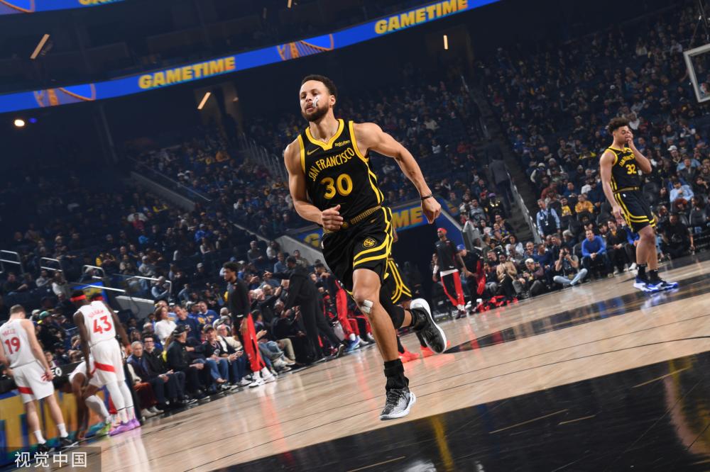 明星效应的 明星效应的