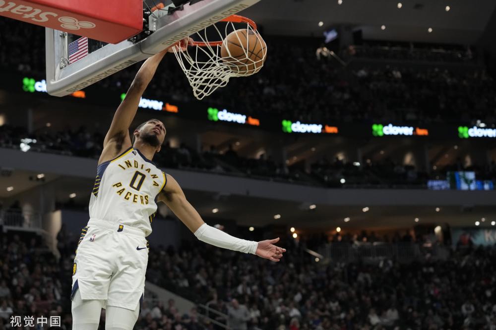 她总能以冷 她总能以冷