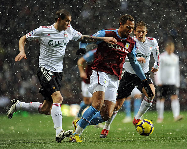 一名年轻的 一名年轻的